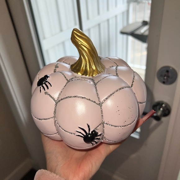 Pumpkin Halloween home decor w glitter & spooky spiders - Picture 2 of 5